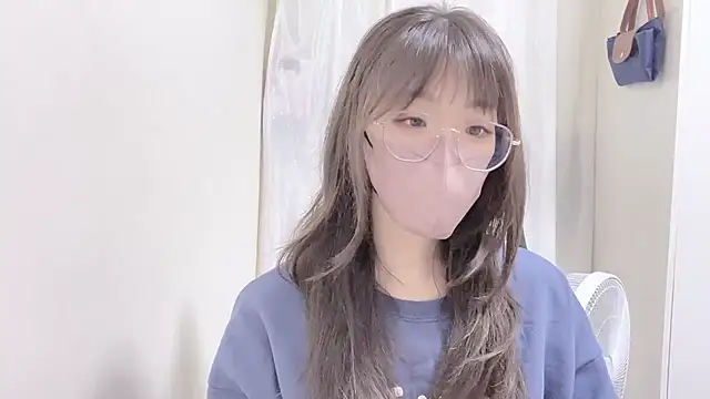 Chu1314 online show from 11/28/25, 03:25