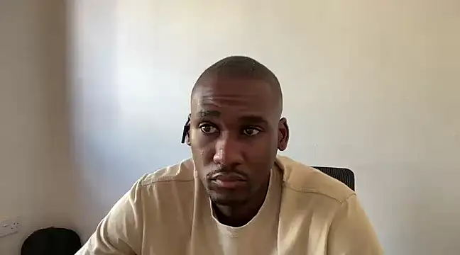 Snapshot of babyboy_tee chatting on 01/23/25, 02:28 babyboy tee online show from 01/23/25, 02:28