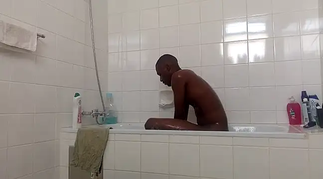 Snapshot of babyboy_tee chatting on 01/24/25, 11:15 babyboy tee online show from 01/24/25, 11:15