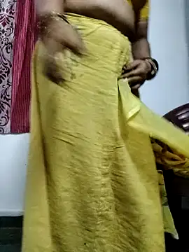 Snapshot of laxmitelugu78 chatting on 03/07/25, 06:11 laxmitelugu78 online show from 03/07/25, 06:11