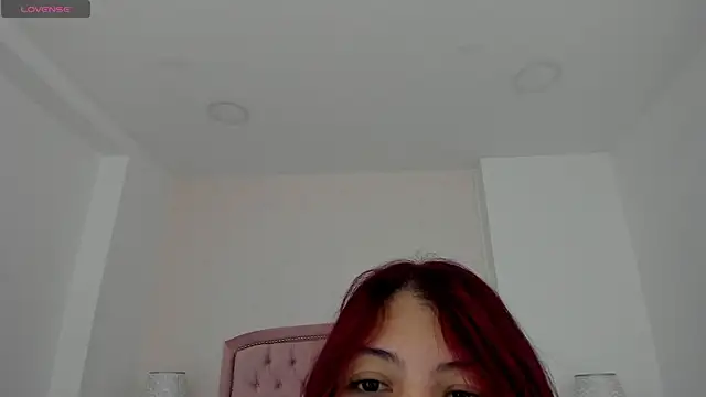 Kendall  Fox online show from 09/09/25, 03:50