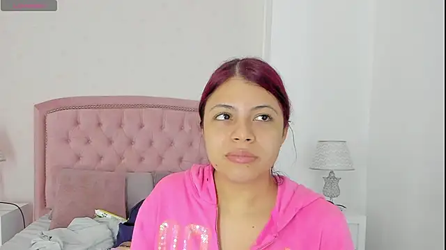 Kendall  Fox online show from 09/14/25, 04:44