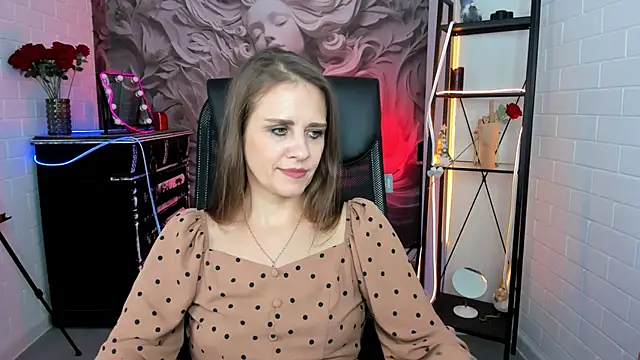 EmiliaBedy online show from 03/22/25, 12:04