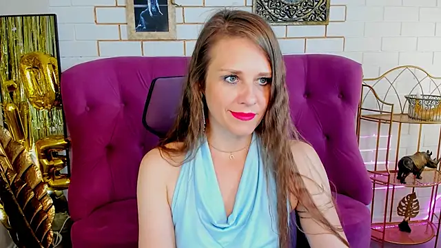 Snapshot of EmiliaBedy chatting on 05/14/26, 09:16 EmiliaBedy online show from 05/14/26, 09:16