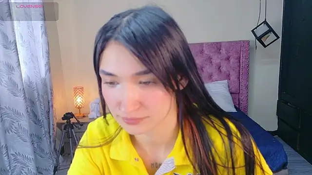 Snapshot of Sofii_cutee chatting on 02/03/26, 12:32 Sofii cutee online show from 02/03/26, 12:32