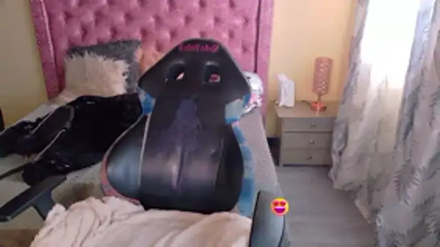 Snapshot of Sofii_cutee chatting on 03/04/26, 02:34 Sofii cutee online show from 03/04/26, 02:34