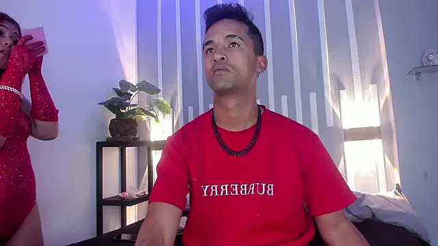 Nikki and Mayk online show from 11/19/25, 03:50