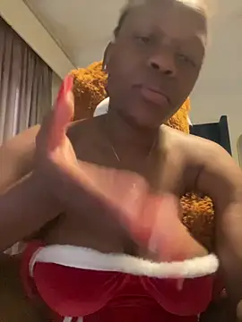 Snapshot of Boneca25 chatting on 03/12/25, 06:22 Boneca25 online show from 03/12/25, 06:22