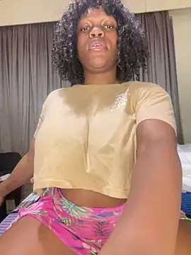 Snapshot of Boneca25 chatting on 03/20/25, 05:04 Boneca25 online show from 03/20/25, 05:04