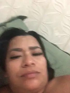 indiazinha69  online show from 05/30/26, 11:57