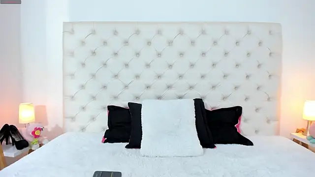 esmeralda06 online show from 03/21/25, 12:06