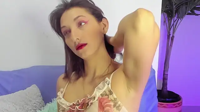 Snapshot of vicky__skinny_1 chatting on 03/09/25, 12:20 vicky skinny 1 online show from 03/09/25, 12:20