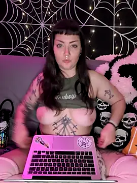 goblingirl888 online show from 03/18/26, 10:57