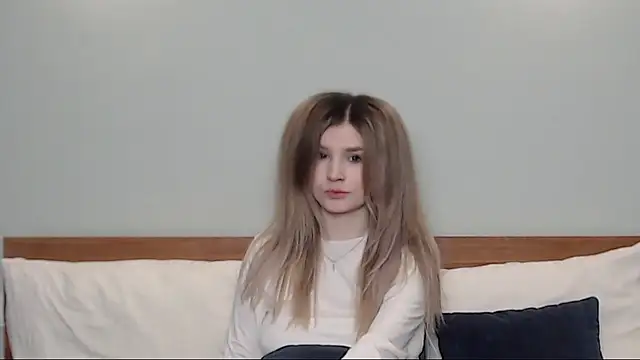 Chloe Addison online show from 02/17/25, 03:25