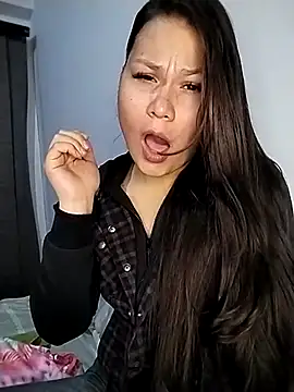 Vale Saenzz online show from 01/30/25, 10:08