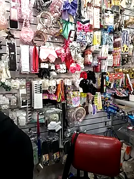 Vale Saenzz online show from 11/19/25, 08:09