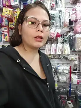 Vale Saenzz online show from 11/27/25, 08:55