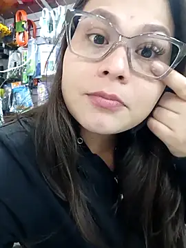 Vale Saenzz online show from 03/09/26, 09:41