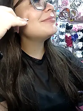 Vale Saenzz online show from 04/01/26, 08:39