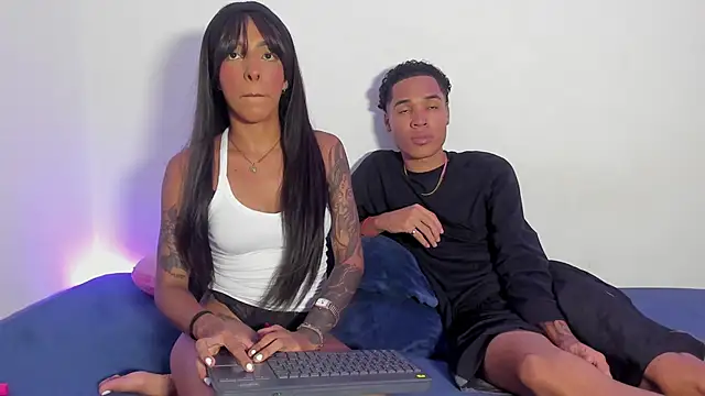 Snapshot of viankaa_miller chatting on 10/02/25, 09:27 viankaa miller online show from 10/02/25, 09:27