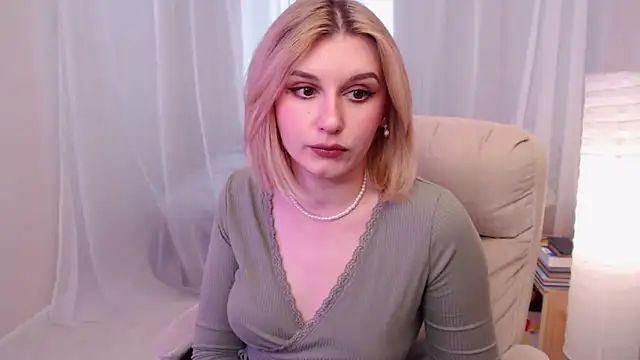 Freya Celestial online show from 02/11/25, 12:37