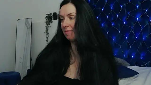 JacquelineElle online show from 03/03/25, 12:37