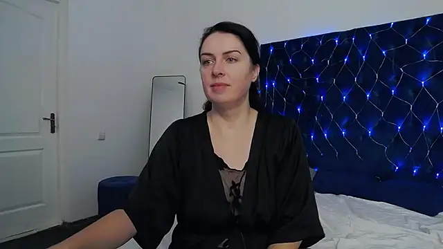 JacquelineElle online show from 03/14/25, 09:21