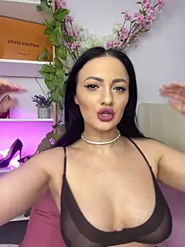 RaisaSalvi online show from 03/01/25, 04:22