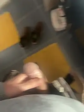 yannusgir33 online show from 02/23/26, 09:28