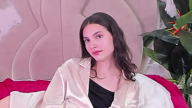 GIGI DAV online show from 02/07/25, 08:55