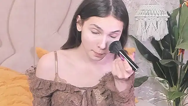 GIGI DAV online show from 03/15/25, 10:35