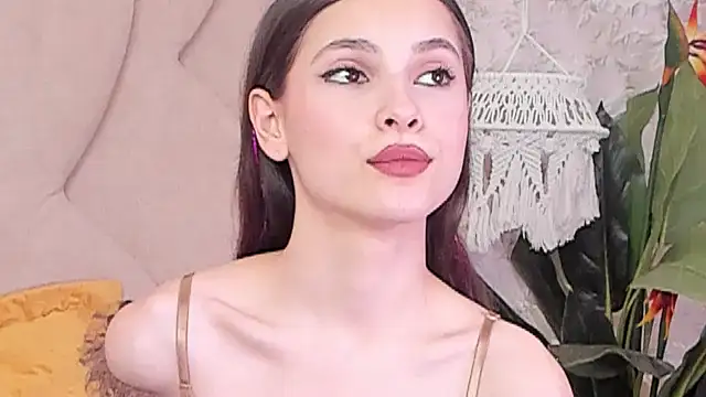 GIGI DAV online show from 03/15/25, 01:40