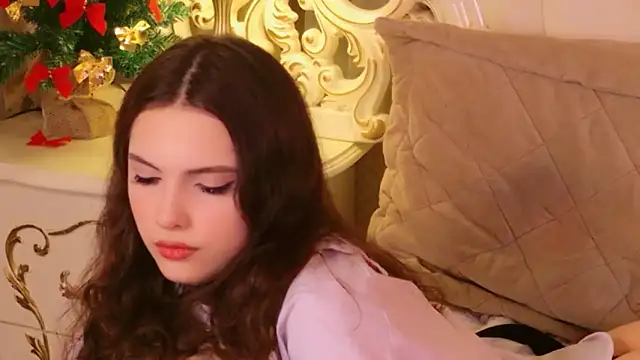 GIGI DAV online show from 12/21/25, 09:27