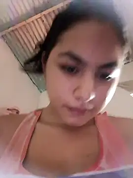 Snapshot of nana_1234 chatting on 10/18/25, 03:35 nana 1234 online show from 10/18/25, 03:35