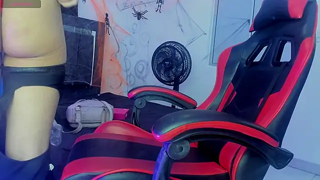 Nicol TransGirl online show from 10/30/25, 04:03