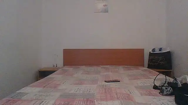 Snapshot of Robexxmia chatting on 09/29/25, 08:24 Robexxmia online show from 09/29/25, 08:24