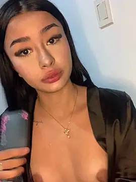 Miss karol online show from 10/12/25, 02:32