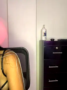 Miss karol online show from 10/18/25, 05:57