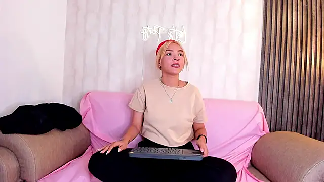 asami kimi online show from 02/03/25, 07:10