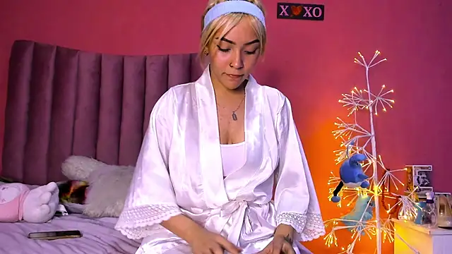 asami kimi online show from 02/13/25, 04:32