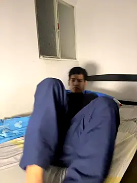 Santiago-Thompson online show from 09/13/25, 06:46