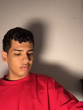 Santiago-Thompson online show from 10/05/25, 09:13