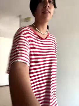 LiLy kIndly online show from 10/29/25, 04:09