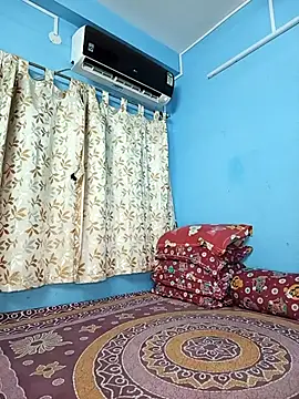 Snapshot of straightthing chatting on 09/10/25, 07:47 straightthing online show from 09/10/25, 07:47