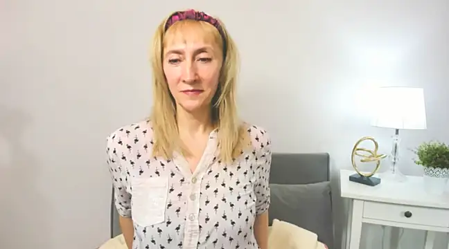 Snapshot of MargaretMilf69 chatting on 02/19/25, 07:38 MargaretMilf69 online show from 02/19/25, 07:38