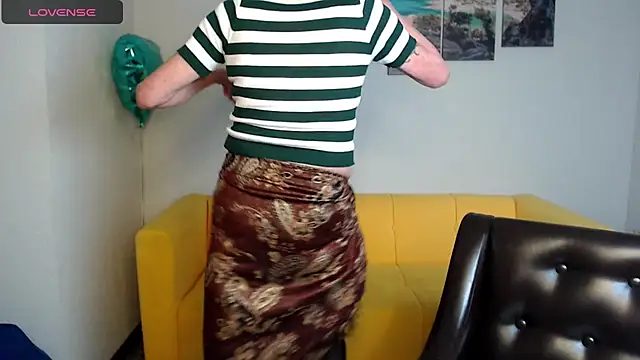 SexyGrandma  online show from 03/16/25, 04:12