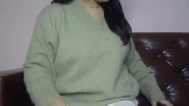 Snapshot of undressed_princesss chatting on 05/01/26, 06:18 undressed princesss online show from 05/01/26, 06:18