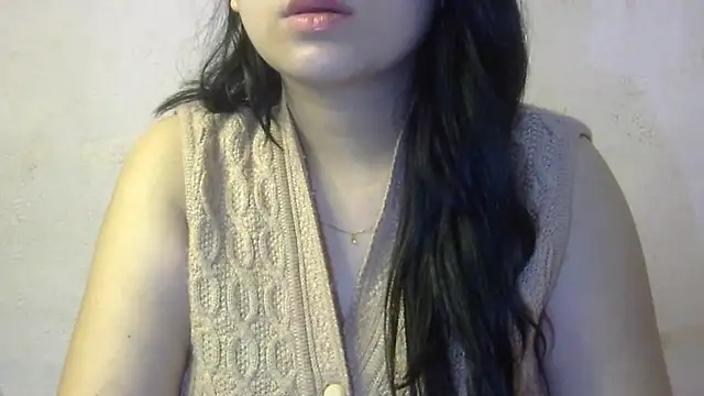 Snapshot of undressed_princesss chatting on 05/18/26, 03:51 undressed princesss online show from 05/18/26, 03:51