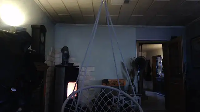 Astrid-Gilbert online show from 02/20/25, 07:55