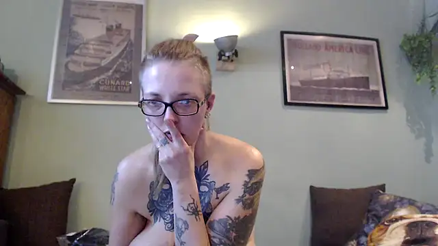 Astrid-Gilbert online show from 03/07/25, 10:43